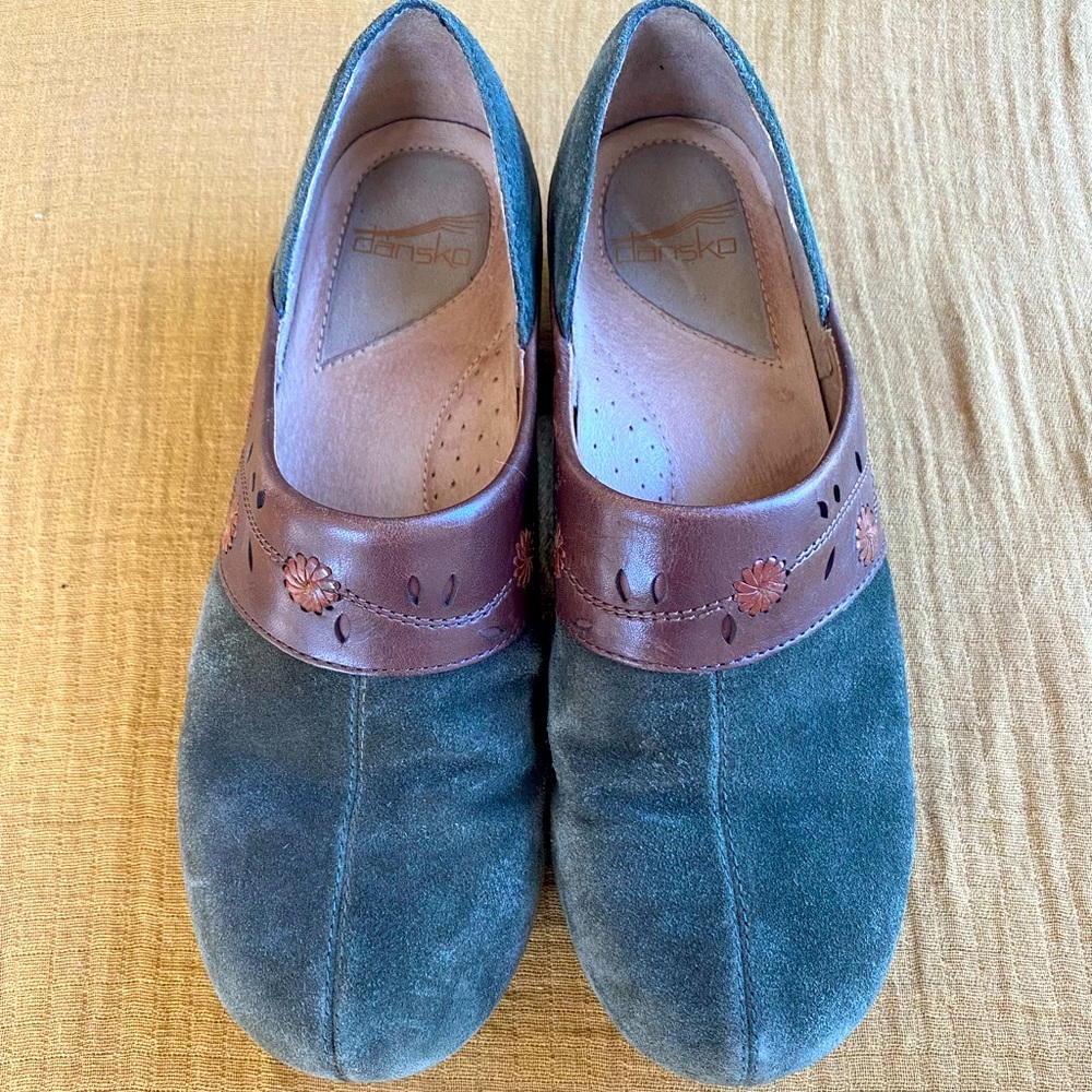 Dansko genuine suede slip on shoes size 40